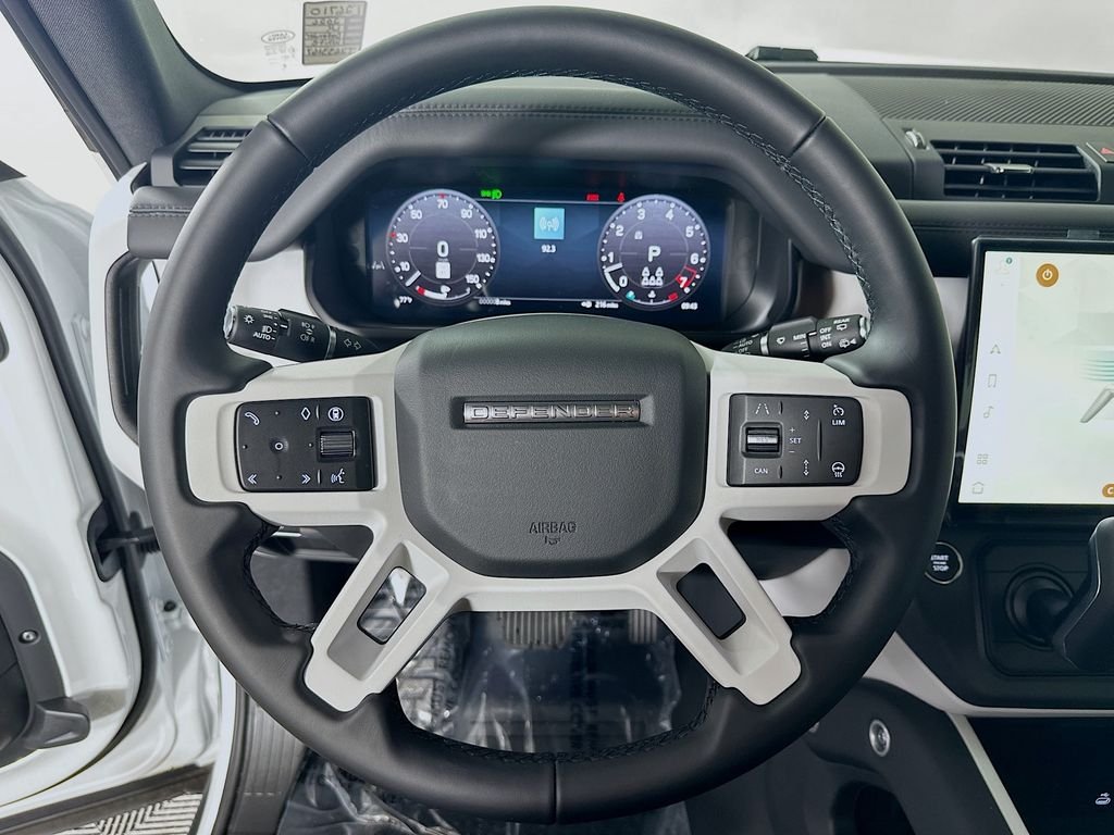 New 2026 Fuji White Land Rover X-Dynamic SE image 12