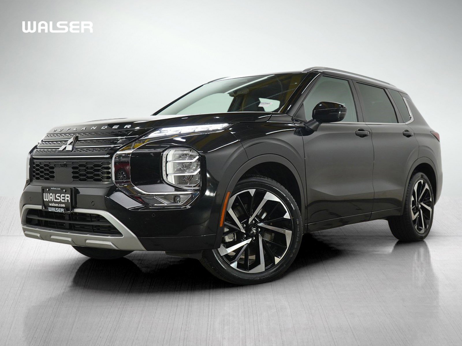 2022 Mitsubishi Outlander SEL 2WD's photo