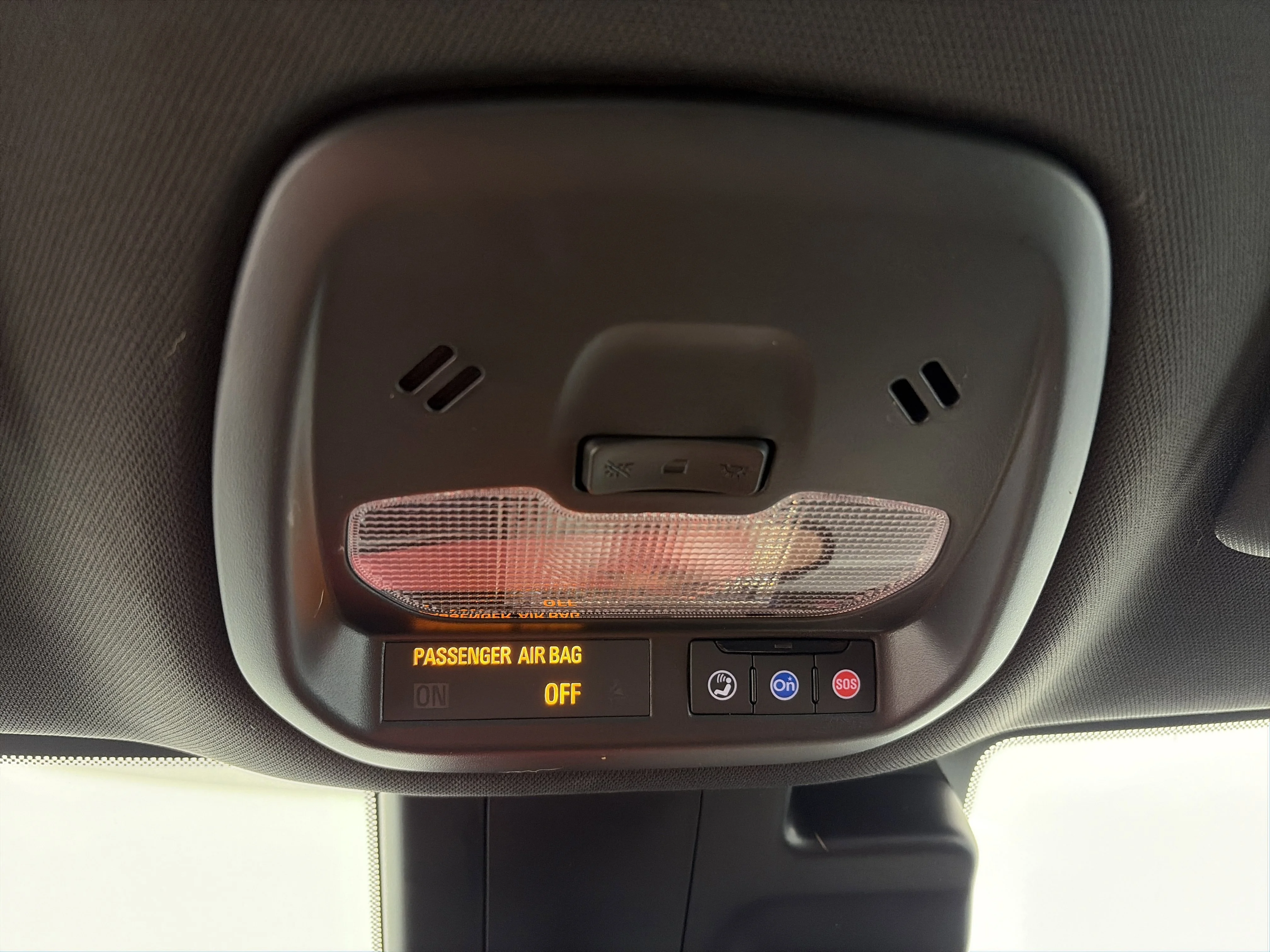 2025 Chevrolet Trax RS - Photo 34