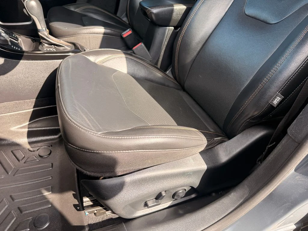 Used 2018 Black Jeep Limited image 19