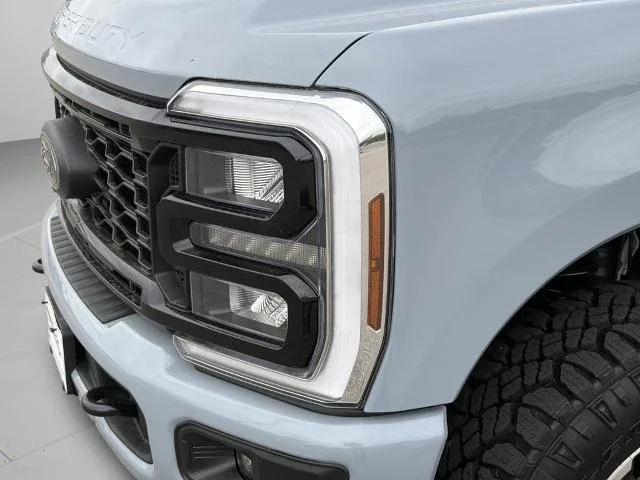 New 2026 Glacier Gray Metallic Tri-Coat Ford F-250® Lariat® image 28