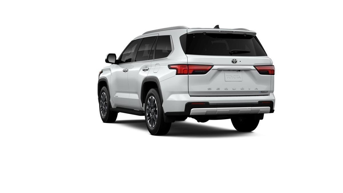 New 2026 Wind Chill Pearl <sup>1</sup> Toyota  Limited image 33
