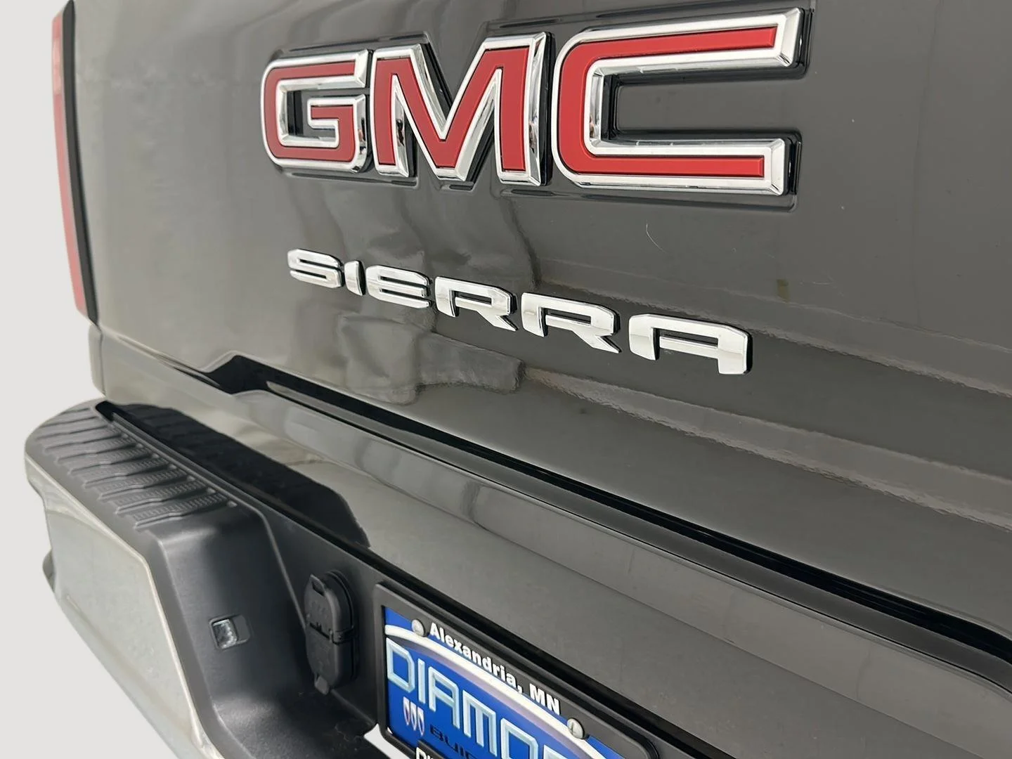 Used 2026 Onyx Black GMC SLT image 27