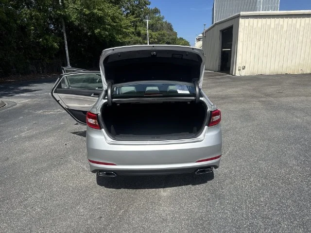 Used 2016 Silver Hyundai Sport image 12