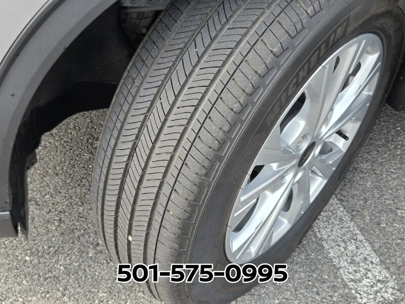 Used 2024 Silver Metallic FORD ACTIVE FWD image 22