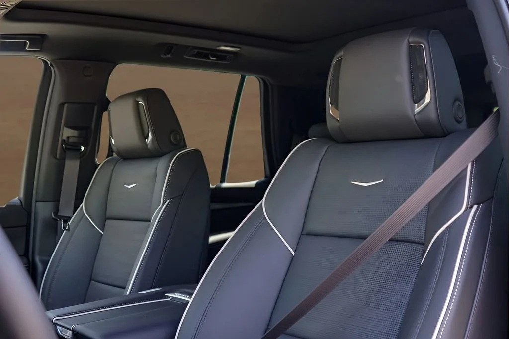 2026 Cadillac Escalade Sport - Photo 11