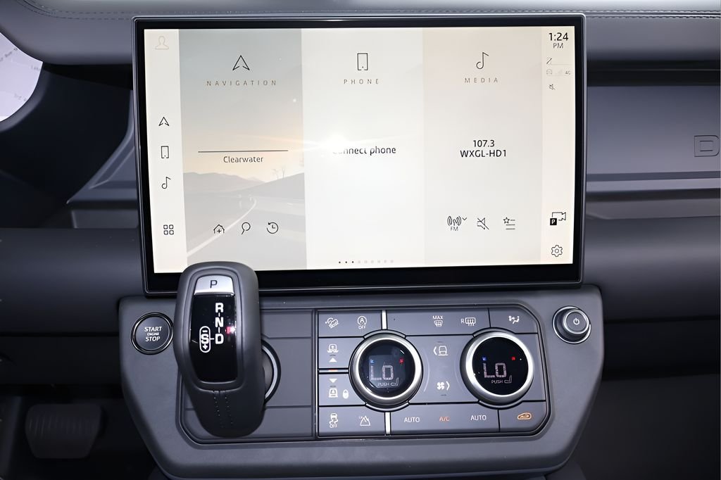 New 2026 Santorini Black Land Rover S image 23