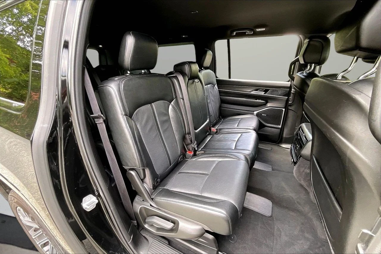 Used 2024 Black Jeep Series II image 24