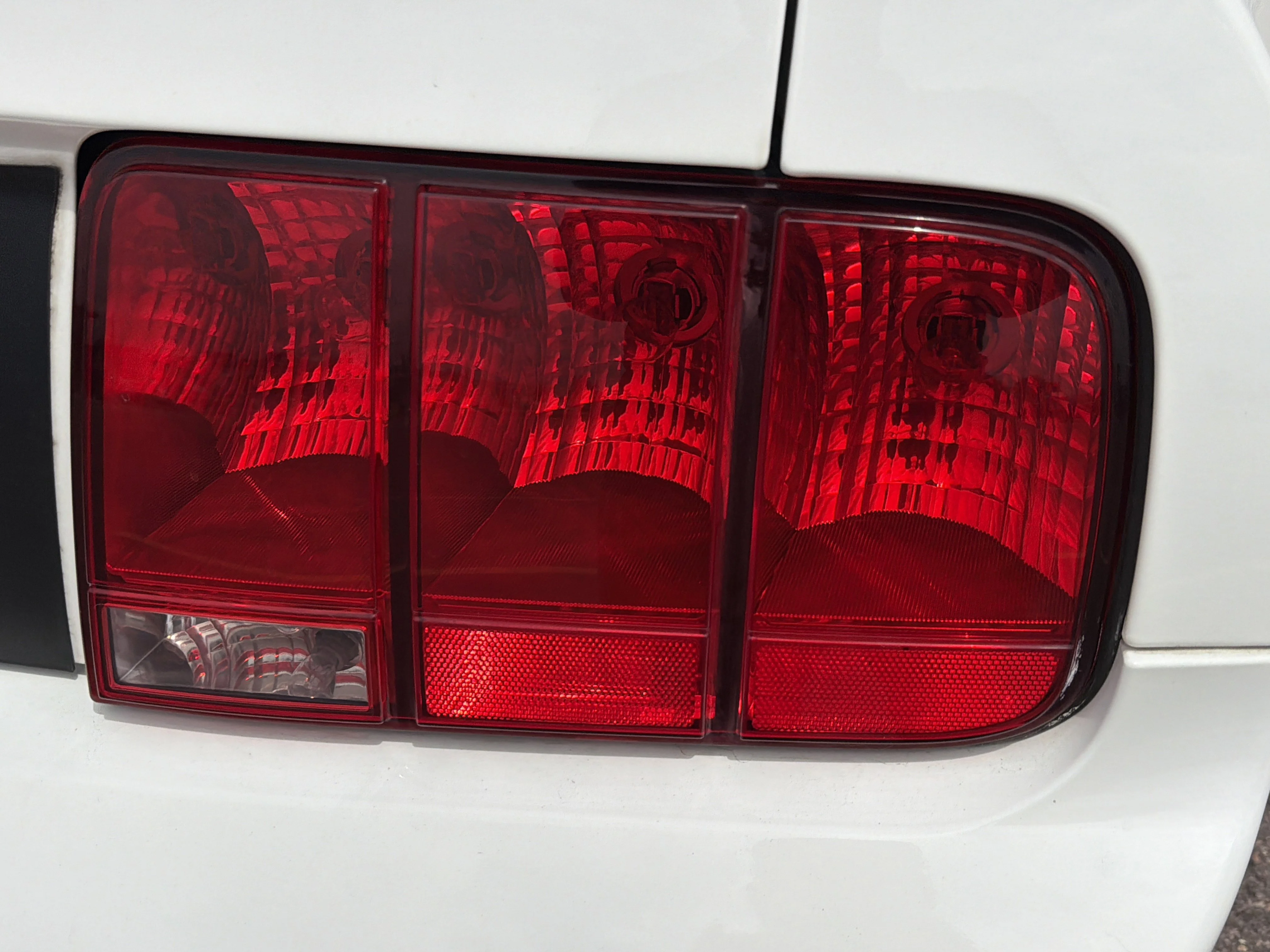 Used 2006 White Ford Standard image 11