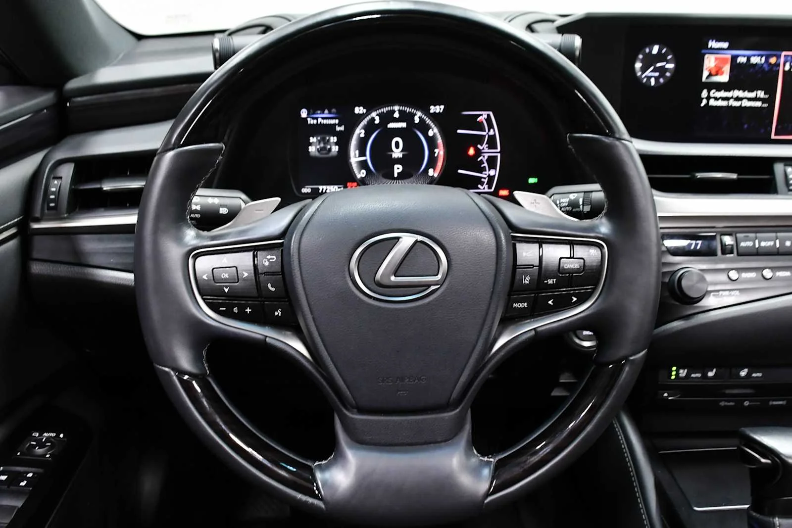 Certified Used 2020 Atomic Silver Lexus  image 18