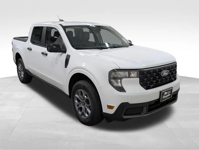 New 2026 Oxford White Ford XLT image 48