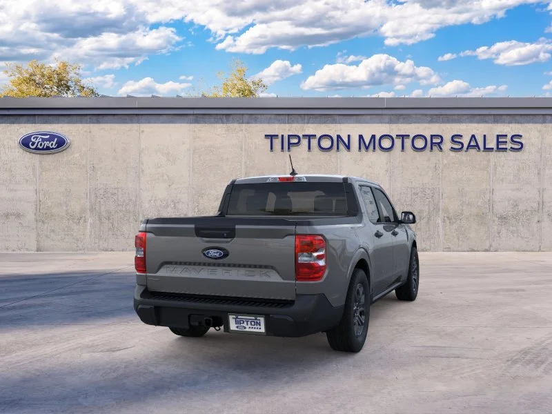 New 2026 Carbonized Gray Metallic Ford XLT image 8