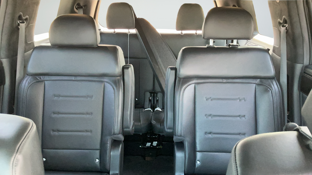 Used 2024 Silver Hyundai Calligraphy image 15