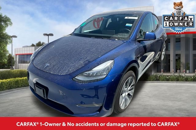Used 2021 Tesla Model Y Long Range with VIN 5YJYGDEE8MF105094 for sale in Oakland, CA