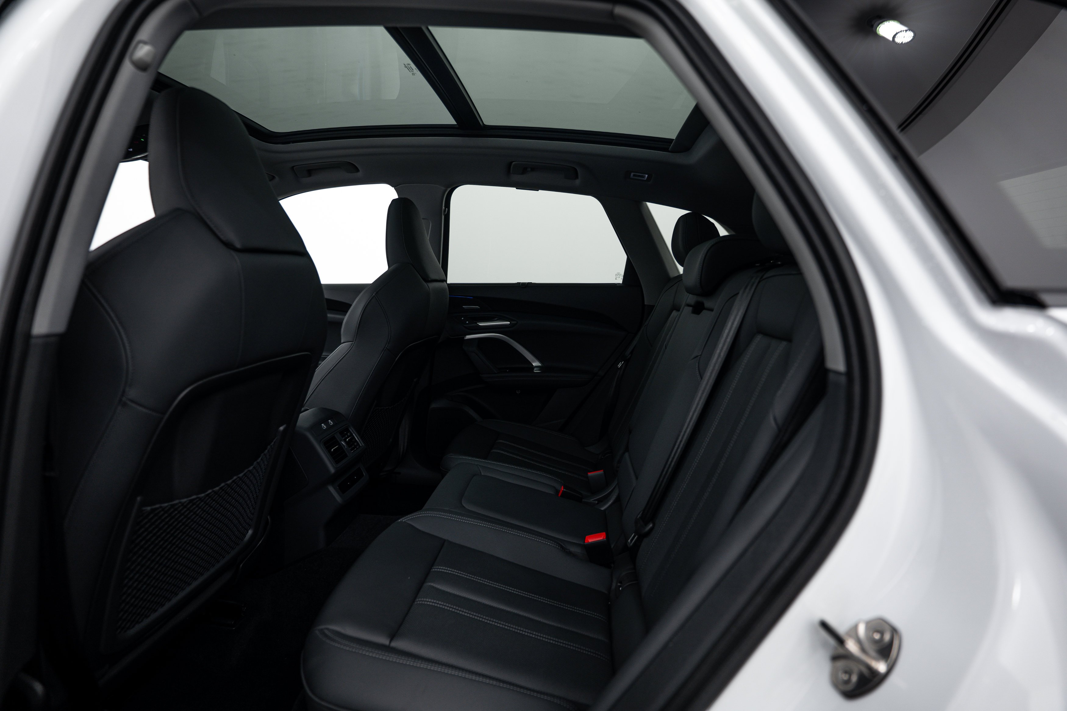 New 2026 Glacier White Audi Premium Plus image 18