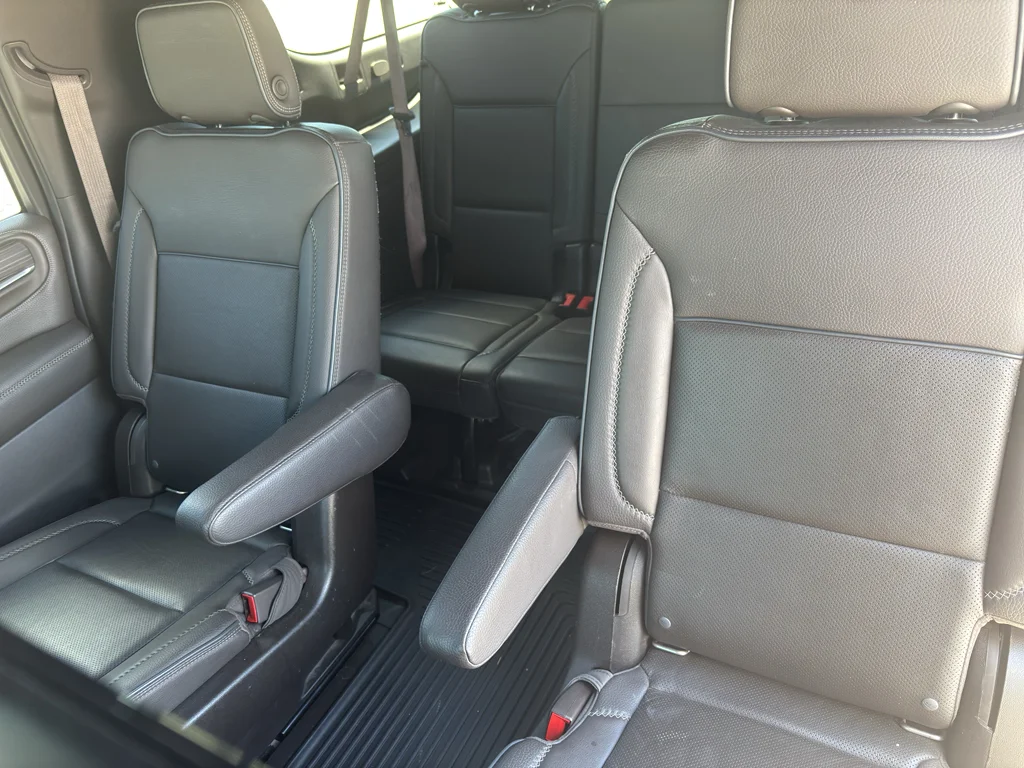Used 2021 White GMC Denali image 15