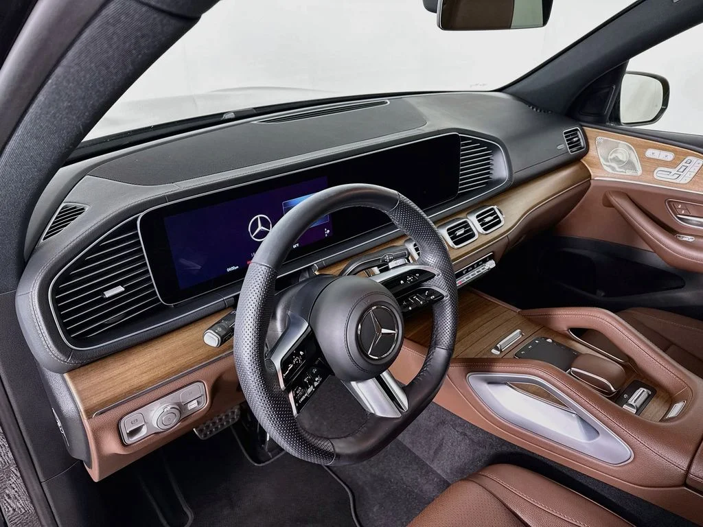 Used 2024 Black Mercedes-Benz GLS 450 image 4