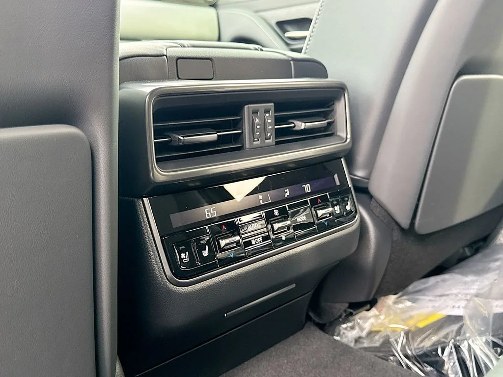 2026 Lexus LX 600 Premium - Photo 32
