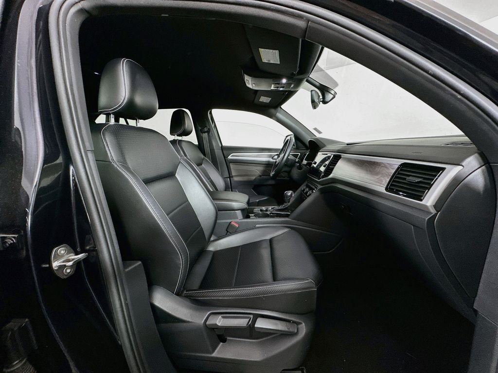 2022 Volkswagen Atlas Cross Sport SE w/Tech - Photo 28