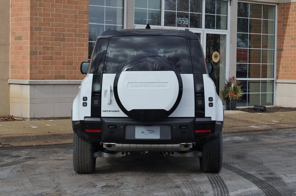 2026 LAND ROVER DEFENDER - Image 5