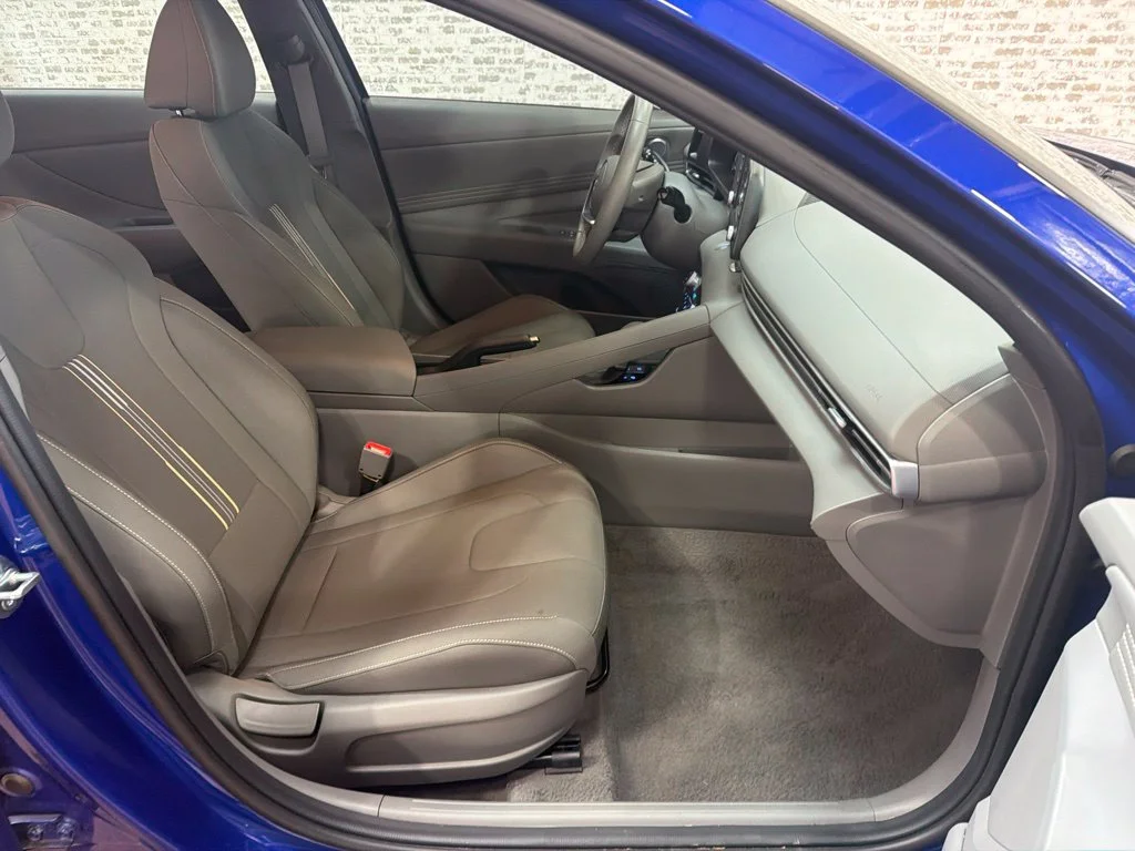 Used 2026 Intense Blue Hyundai SEL Sport image 10