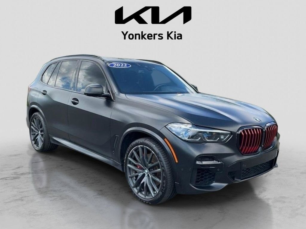 Used 2022 Black BMW xDrive40i image 1