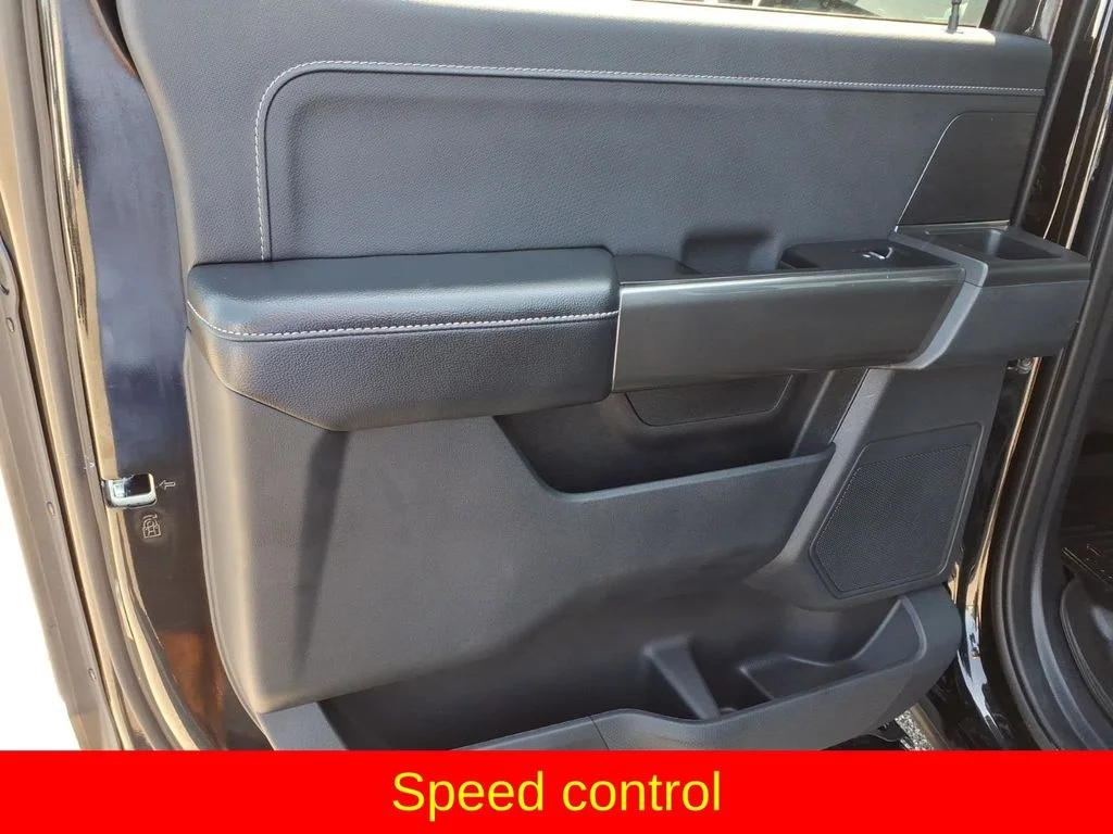 Used 2023 Black Ford XLT image 30