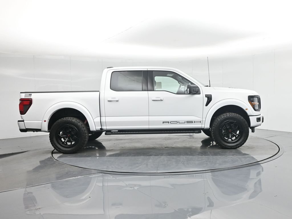 New 2025 Oxford White Ford XLT image 30