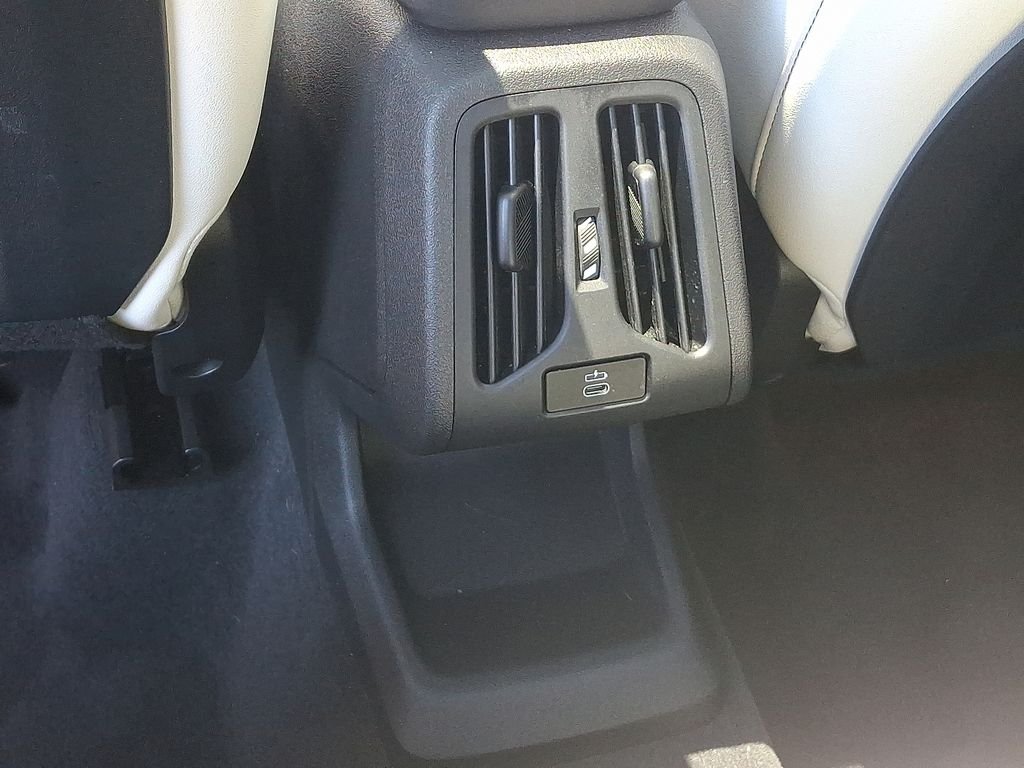 2026 BMW X1 28i - Photo 11