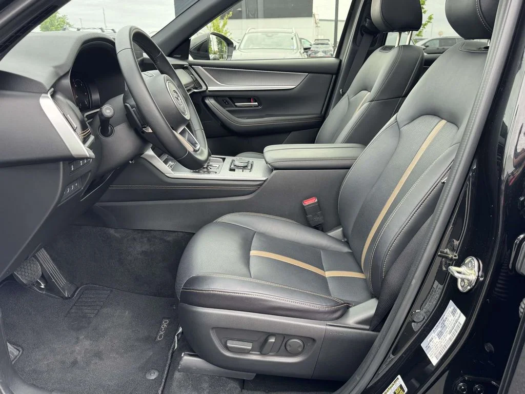 2025 Mazda CX-90 Premium Plus Package - Photo 14