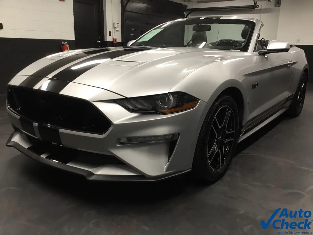 Used 2019 Silver Ford GT Premium image 5
