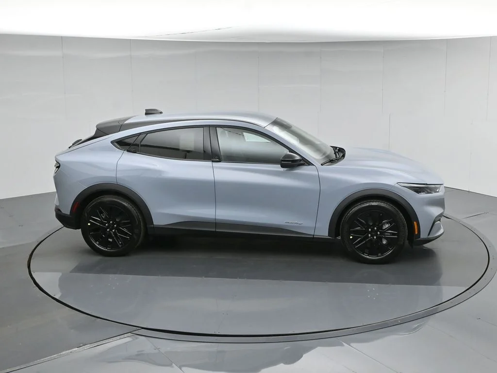 New 2026 Glacier Gray Metallic Tri-coat Ford Select image 51