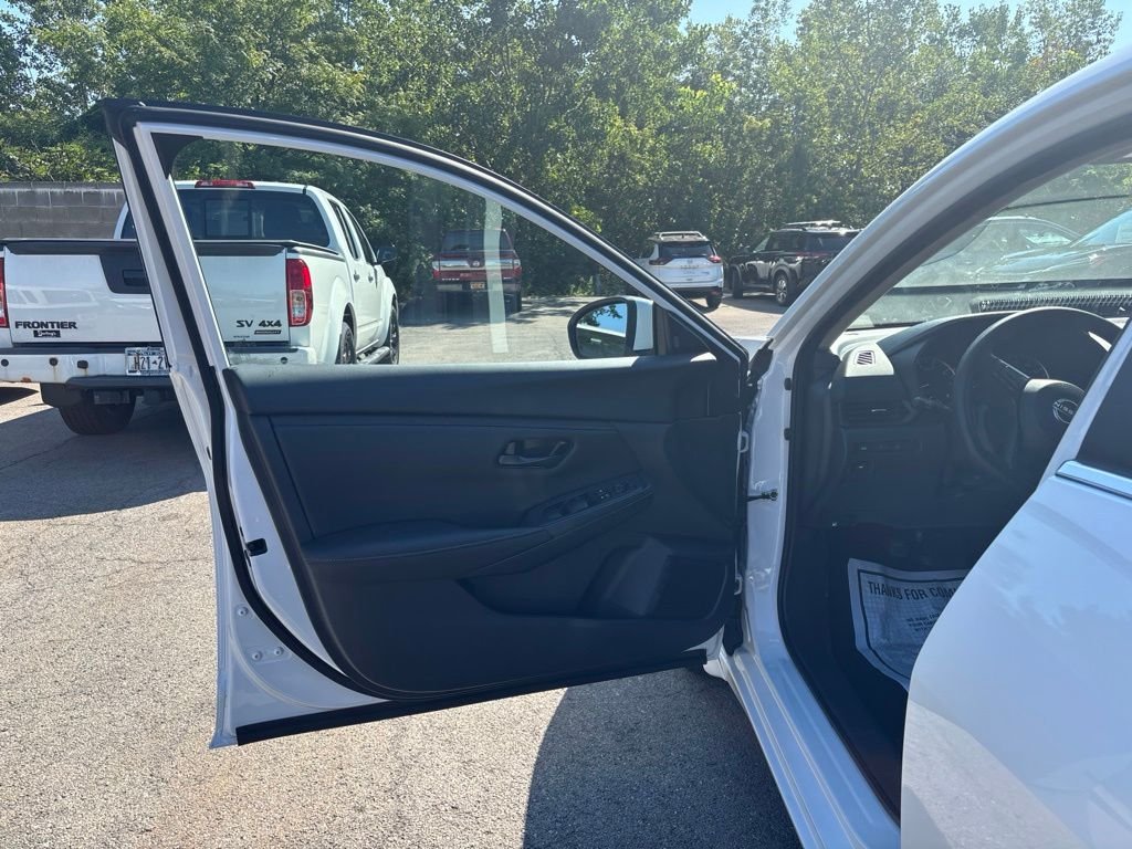 Used 2025 White Nissan S image 15