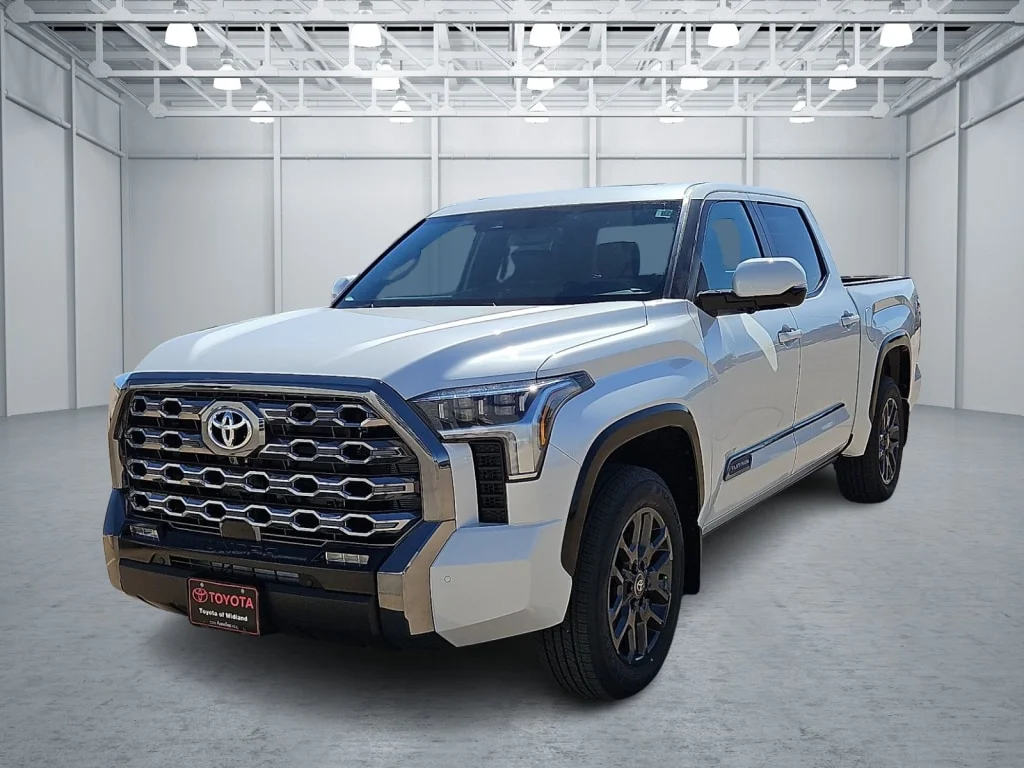 New 2026 Wind Chill Pear Toyota Platinum image 1