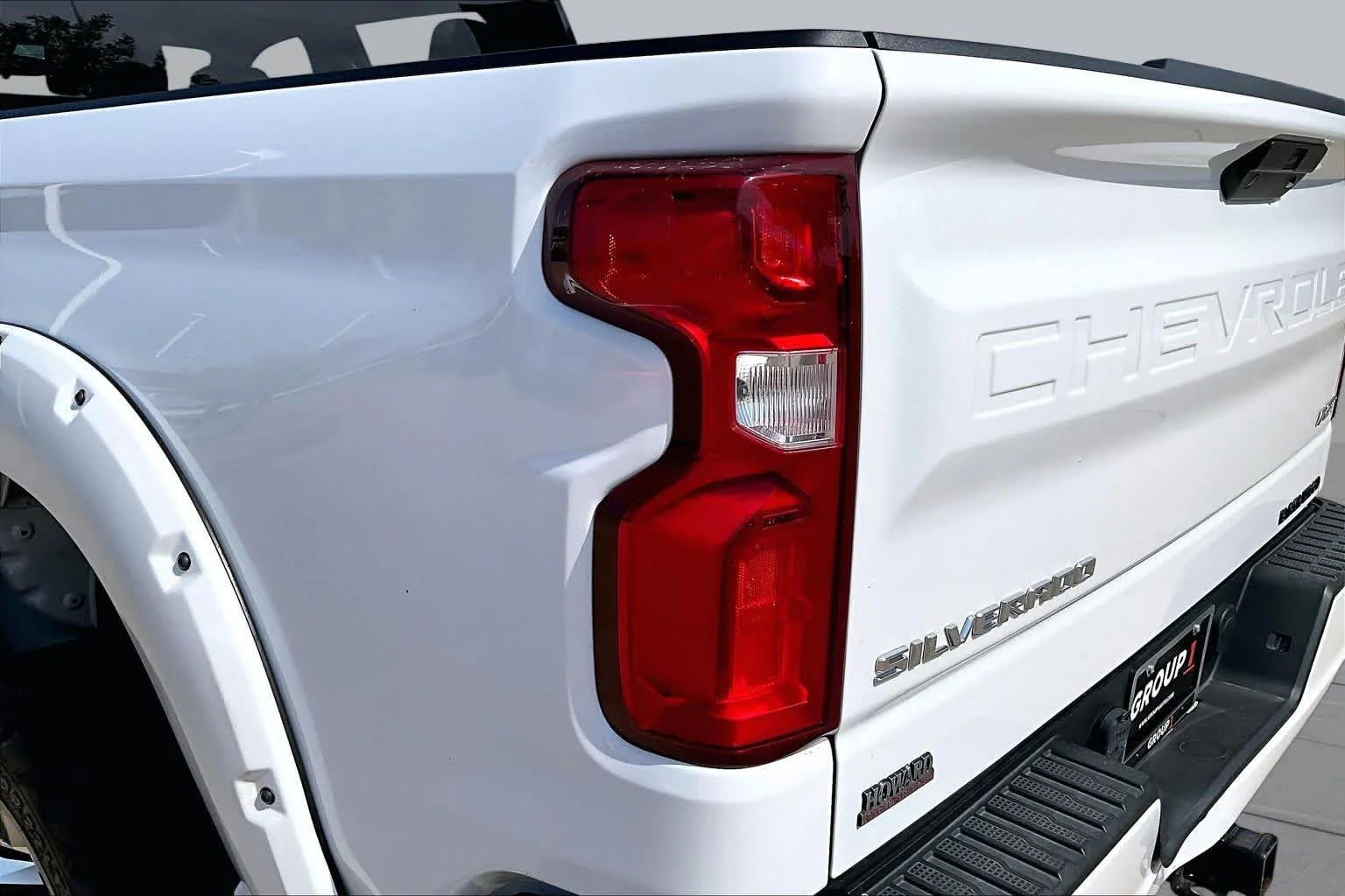 Used 2022 Summit White Chevrolet RST image 23