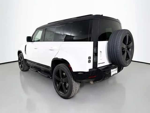 New 2026 Fuji White Land Rover X-Dynamic SE image 7