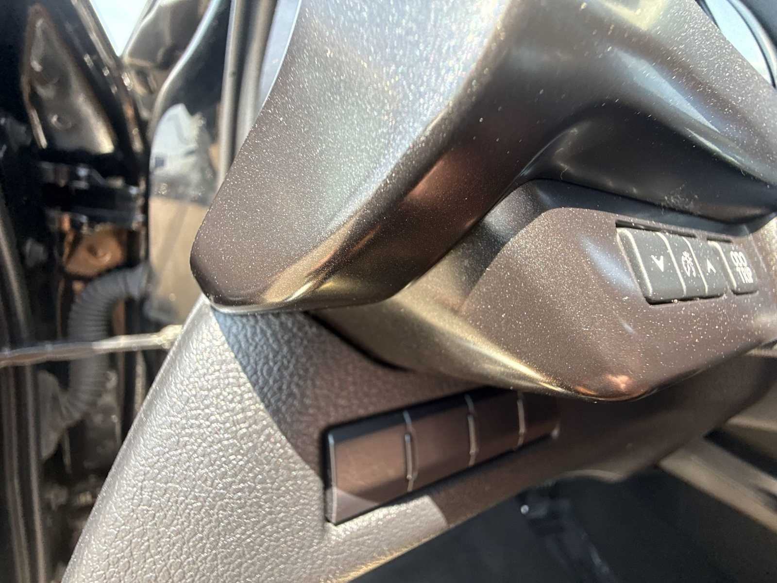 Used 2021 Black Lexus UX 250h image 17