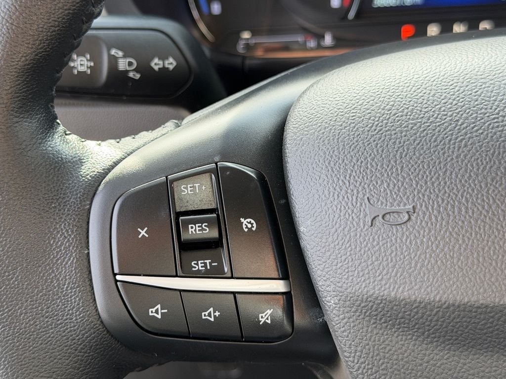 Used 2022 White Ford Outer Banks image 25