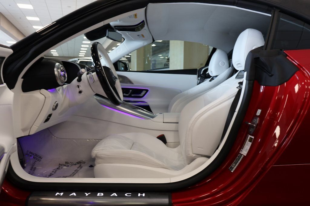 New 2026 MANUFAKTUR garnet red metallic (Red Ambiance) Mercedes-Benz Maybach SL 680 image 5