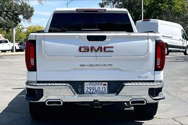 Used 2021 White Frost GMC SLT image 4