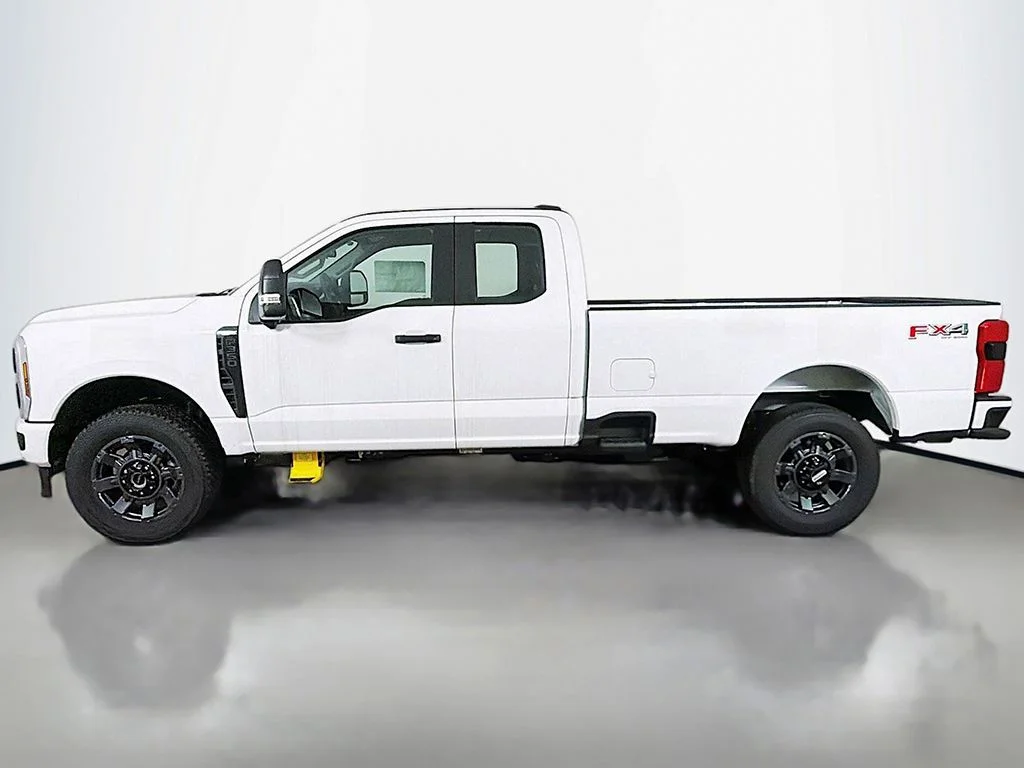 New 2025 Oxford White Ford F-350® XL image 12