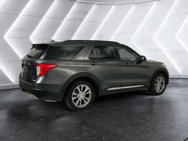 Used 2020 Gray Ford XLT image 4