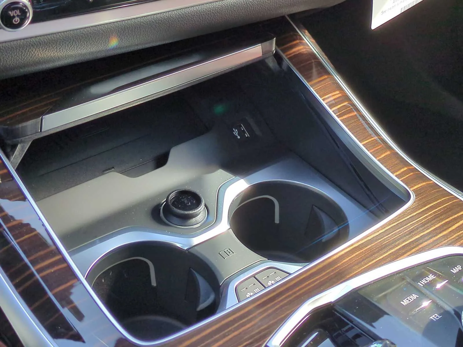 2026 BMW X7 40i - Photo 34