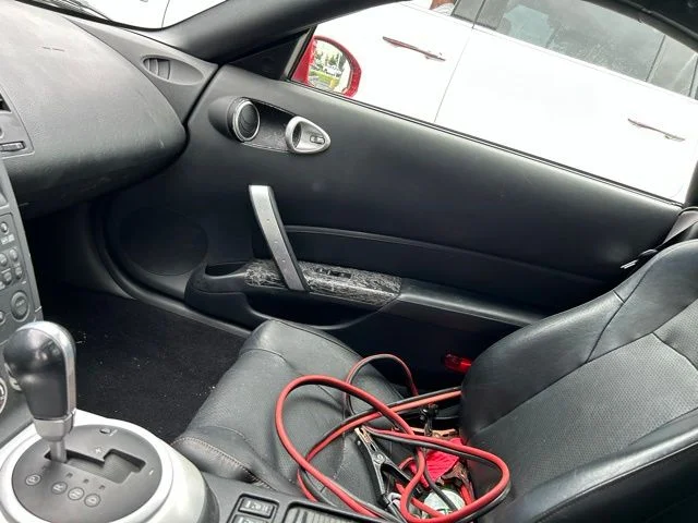 Used 2006 Red Nissan Touring image 16