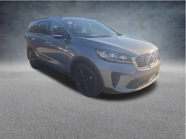 Used 2020 Silver Kia S image 3