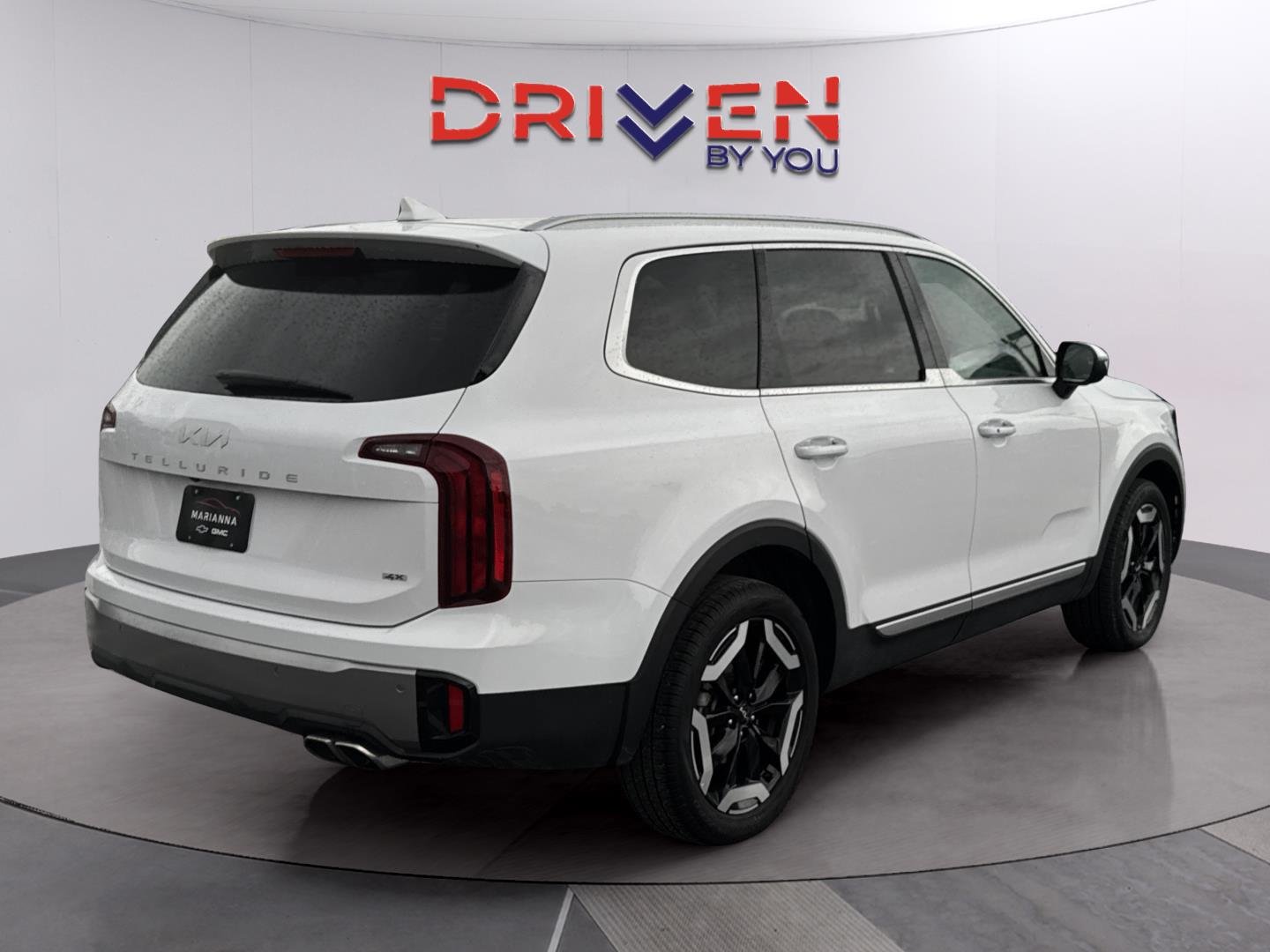 Used 2025 Glacial White Pearl Kia S image 5