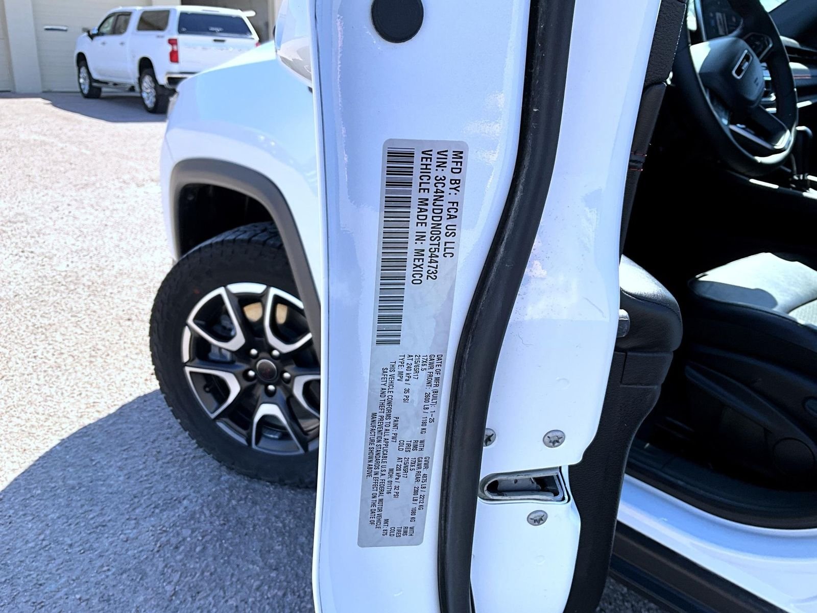 Used 2025 White Jeep Trailhawk image 25