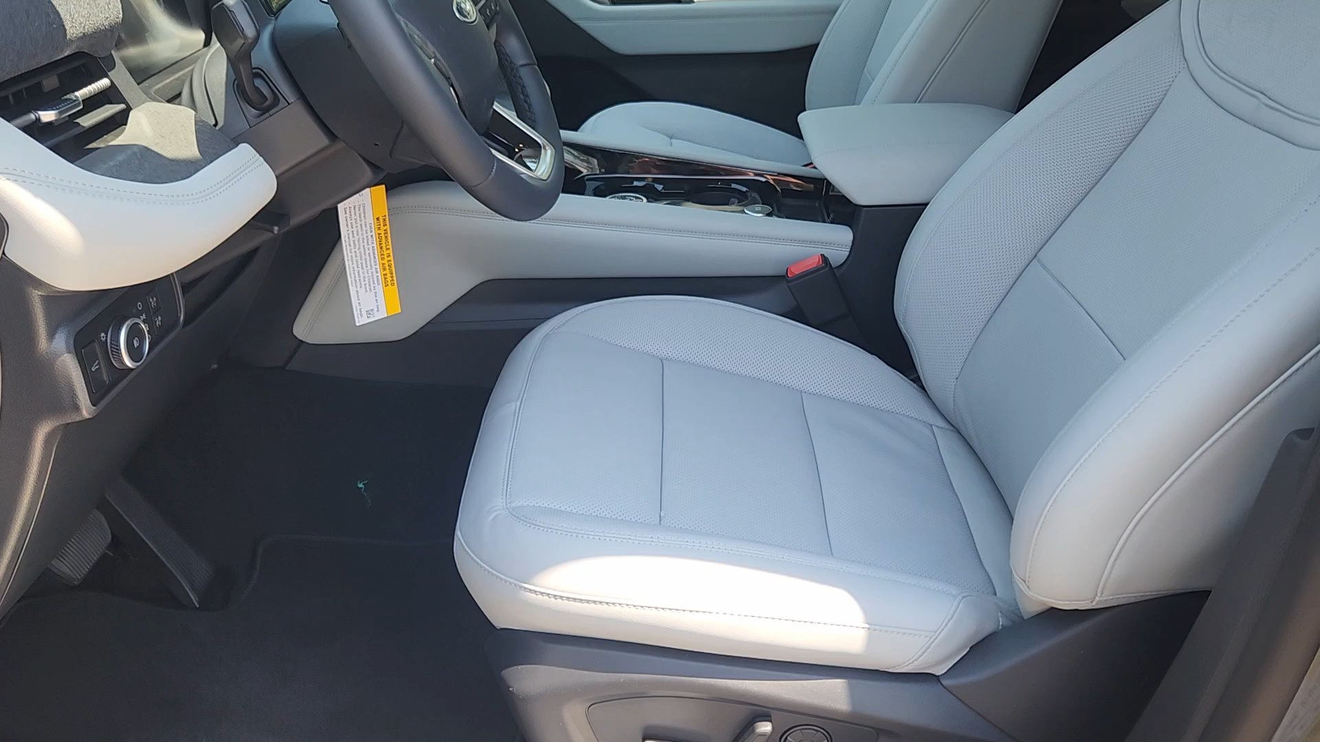 New 2026 Carbonized Gray Metallic Ford Platinum image 20