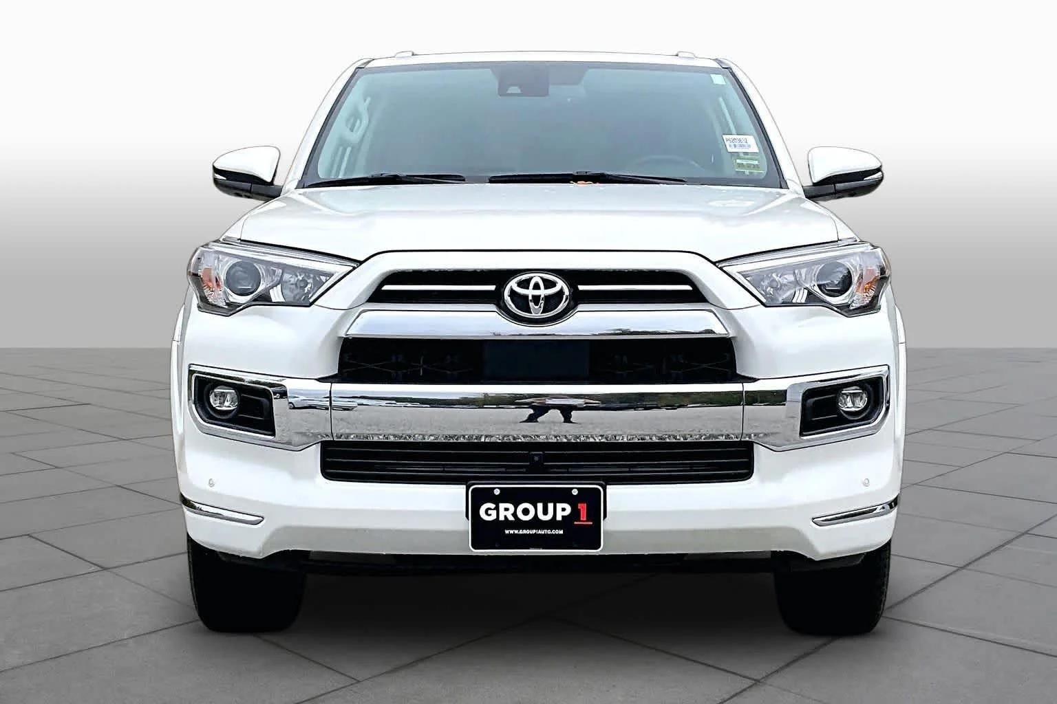 Certified Used 2023 Blizzard Pearl Toyota Limited image 4