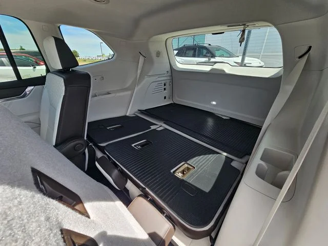 Used 2024 Ebony Twilight Metallic GMC Denali image 20